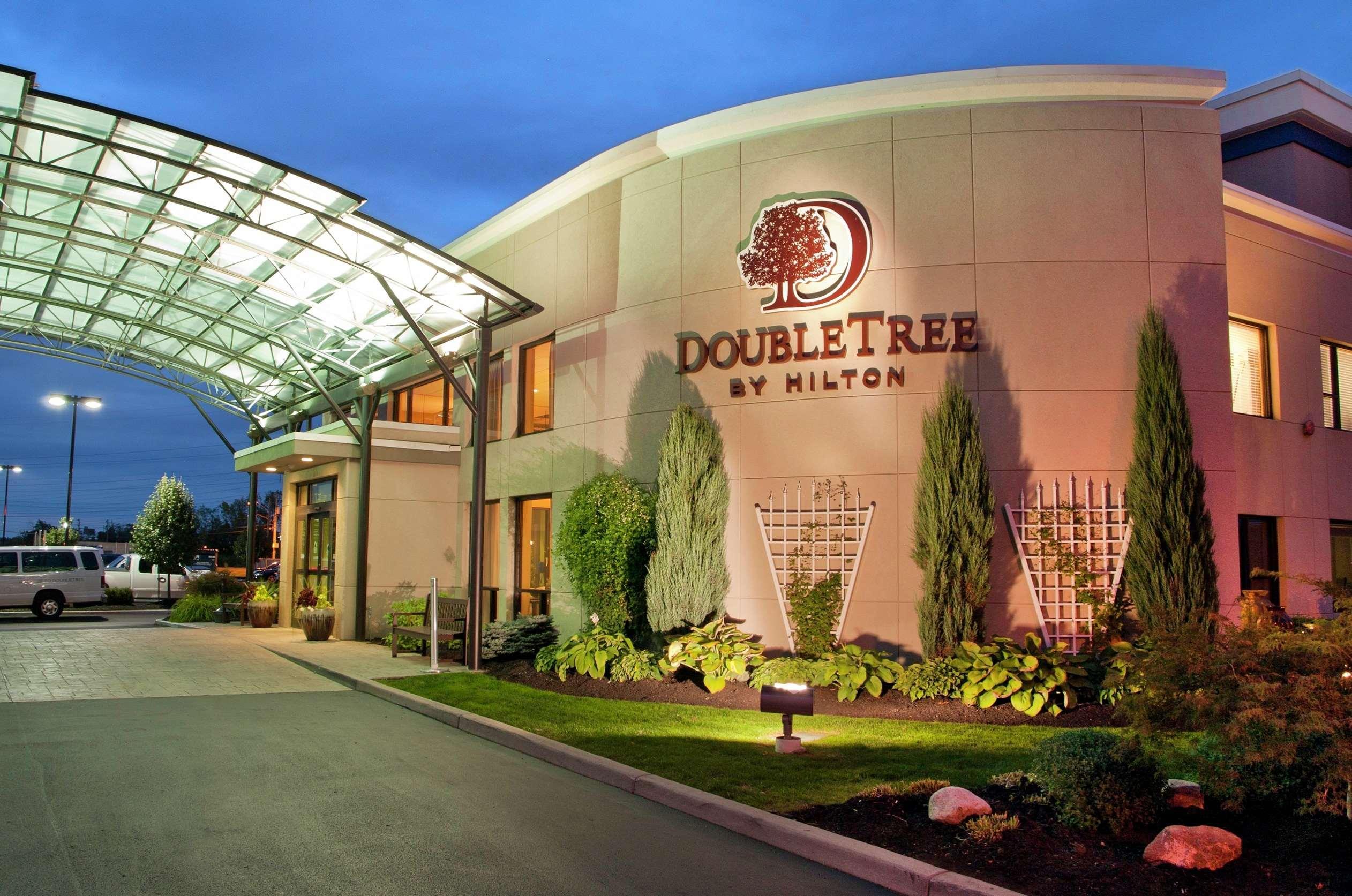 Doubletree By Hilton Buffalo-Amherst Εξωτερικό φωτογραφία